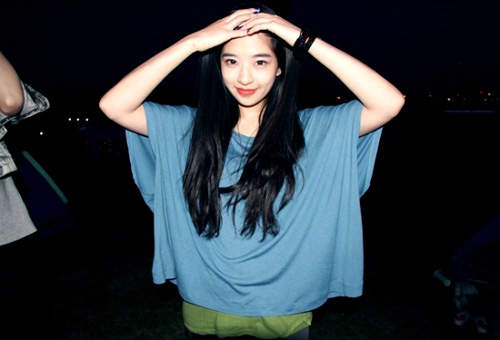 《十大最紅網路美女》我...我看到好多「球」>///< 《十大最紅網路美女》我...我看到好多「球」>///<