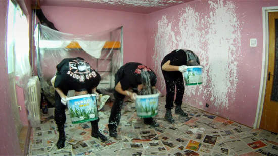 《新藝術粉刷》甩啊甩啊~頭好昏啊啊啊啊....