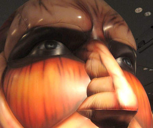 進擊的巨人　超衝擊性的大型巨人頭部是啥東東啊！？