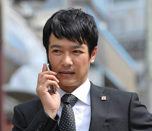 夏季日劇《半澤直樹》堺雅人婚後首部主演日劇高收視登場 夏季日劇《半澤直樹》堺雅人婚後首部主演日劇高收視登場