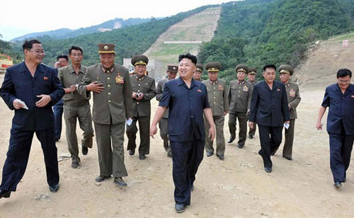 北韓《金恩恩的豐功偉業》只要有恩恩，一切能成真⊙＿⊙？