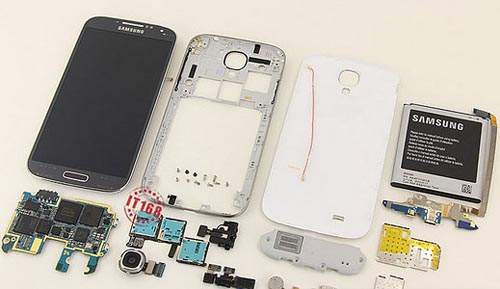 Samsung《Galaxy S4》最新鮮的三星機皇「分屍」過程搶先看~ Samsung《Galaxy S4》最新鮮的三星機皇「分屍」過程搶先看~