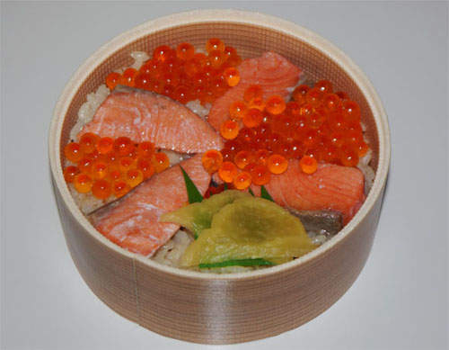 《鮭魚親子便當》JoJo的奇妙冒險作家推薦