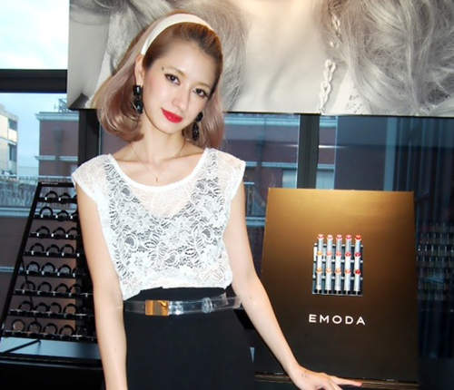 人氣品牌EMODA推出彩妝系列EMODA COSMETICS 人氣品牌EMODA推出彩妝系列EMODA COSMETICS