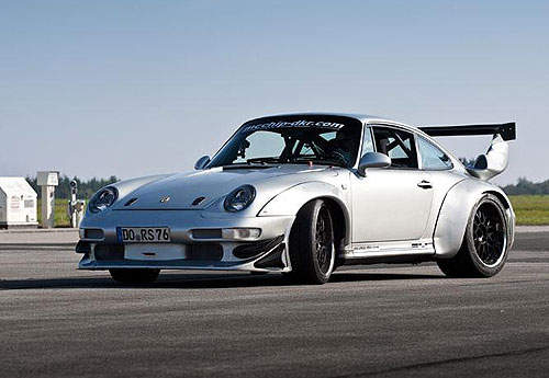 mcchip-dkr改造《保時捷911 GT2》雙渦輪上身超暴力～