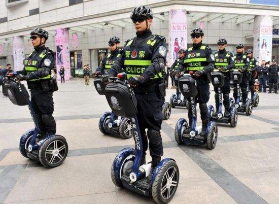 大陸《警用風火輪》巡邏用的新交通工具~ 大陸《警用風火輪》巡邏用的新交通工具~