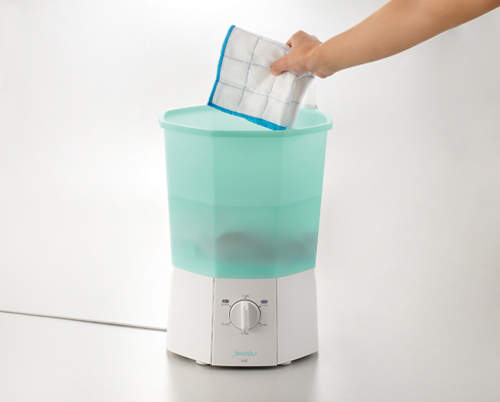 「Swash」果汁機大小般的迷你洗衣機 「Swash」果汁機大小般的迷你洗衣機