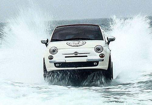 乘風破浪《Fiat 500》這到底是車車還是船船呢？