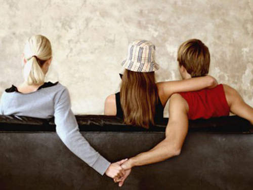 《腳筋太軟男》三種容易劈腿的個性