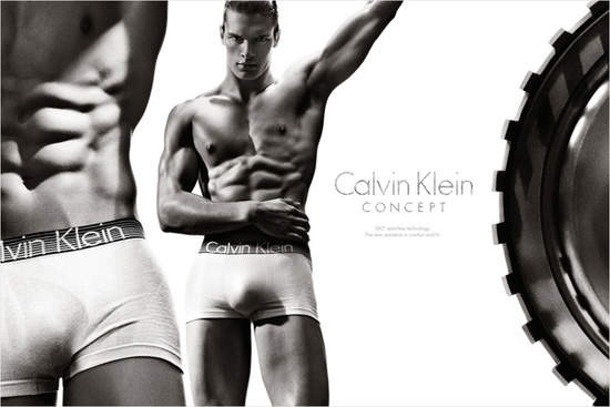 《Calvin Klein噴血廣告》肌肉帥哥Matthew Terry單人秀 《Calvin Klein噴血廣告》肌肉帥哥Matthew Terry單人秀