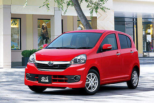 小改款《Daihatsu Mira e:S》更省油更安全是不是也更可愛呢? 小改款《Daihatsu Mira e:S》更省油更安全是不是也更可愛呢?