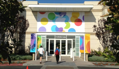 蘋果最新iPhone 5S/5C發表前夕  最終佈置會場搶先看囉～