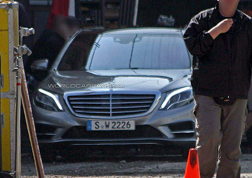 新一代《賓士S-Class》拍廣告身影提前曝光~ 新一代《賓士S-Class》拍廣告身影提前曝光~