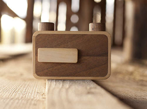 超可愛《復古木頭相機》這樣也能拍照未免太犯規了吧～ｗｗｗ