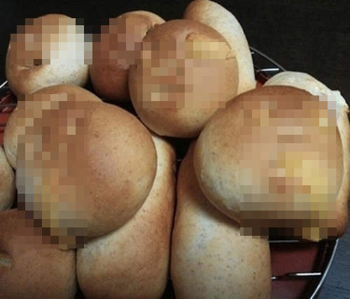 《受詛咒的麵包》看了一點都不想吃...... 《受詛咒的麵包》看了一點都不想吃......