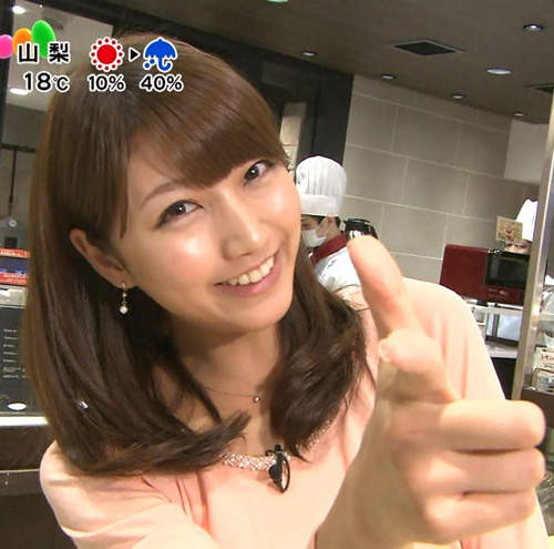 三田友梨佳　冰上的迷你裙真是可愛極惹