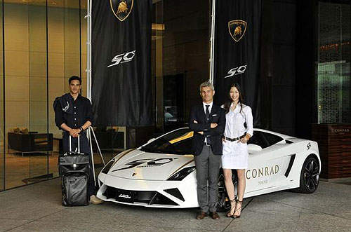 《東京飯店夢幻專案》別忘了打包Lamborghini小牛回家喔~ 《東京飯店夢幻專案》別忘了打包Lamborghini小牛回家喔~