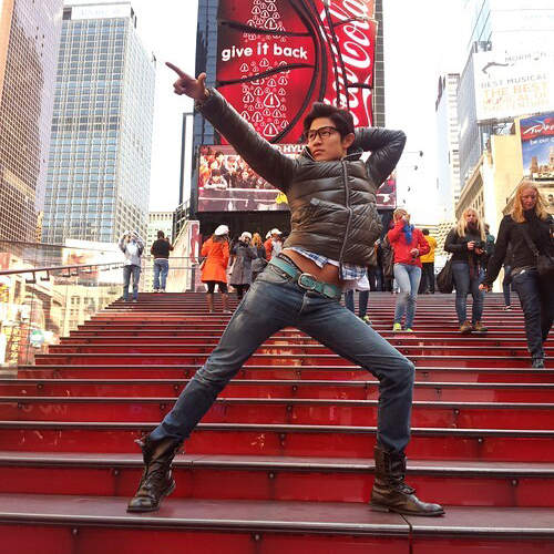 瘋狂假面真人版《鈴木亮平》其實,是孩子的爹了w 瘋狂假面真人版《鈴木亮平》其實,是孩子的爹了w