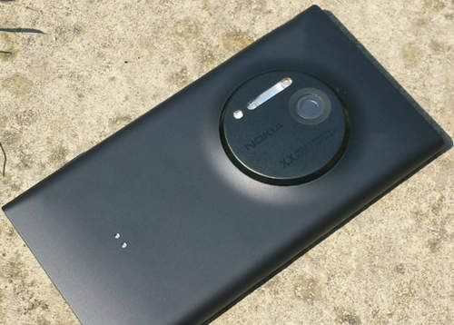Nokia Lumia EOS最新鏡頭影片曝光 媽呀!好大一顆眼睛阿wwww Nokia Lumia EOS最新鏡頭影片曝光 媽呀!好大一顆眼睛阿wwww
