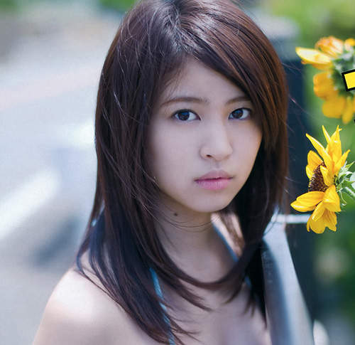 西崎莉麻 本格日本唐揚姬也是有料+可愛 西崎莉麻 本格日本唐揚姬也是有料+可愛