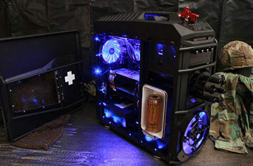 絕對武力《戰爭PC桌機殼》 是你打仗專用的好夥伴~(嗯?) 絕對武力《戰爭PC桌機殼》 是你打仗專用的好夥伴~(嗯?)