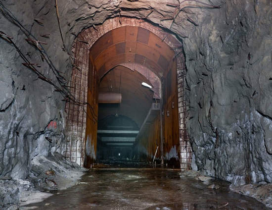 俄羅斯《廢山洞要塞》整個超有神秘要塞的FU