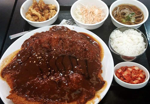 首爾《比臉大豬排》又便宜　這根本是學生天堂T^T