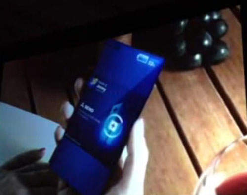 三星最新《可彎曲手機宣傳片》獨家曝光  所以...到底還要等多久~(指) 三星最新《可彎曲手機宣傳片》獨家曝光  所以...到底還要等多久~(指)