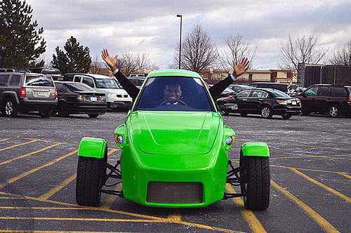 2014年中開賣《Elio Motors》親民三輪車可是認真的喔~ 2014年中開賣《Elio Motors》親民三輪車可是認真的喔~