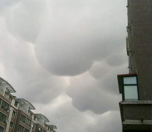 乳房雲 這真是不可思議的怪雲現象 乳房雲 這真是不可思議的怪雲現象