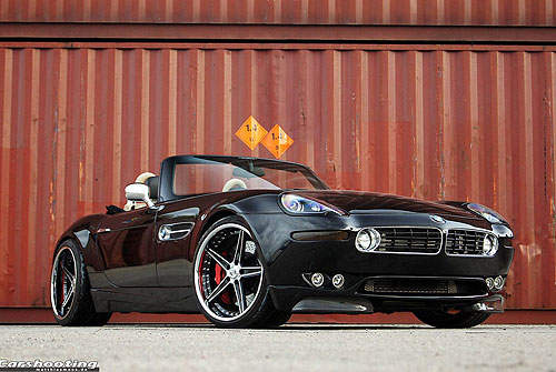 888匹馬力《BMW Z8》改成這樣上路會發發發嗎?(毆飛) 888匹馬力《BMW Z8》改成這樣上路會發發發嗎?(毆飛)