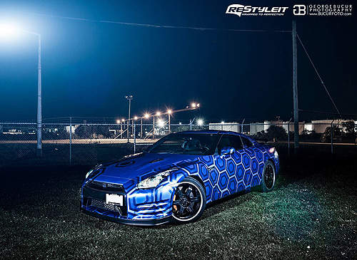 超趴《Nissan GT-R》東瀛戰神這樣穿有飛遜嗎? 超趴《Nissan GT-R》東瀛戰神這樣穿有飛遜嗎?