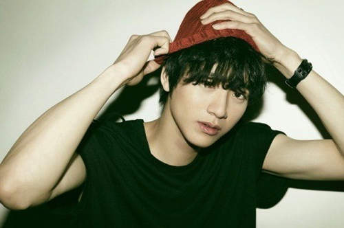 美肌男模《劉敏奎》好想偷捏他的臉頰～