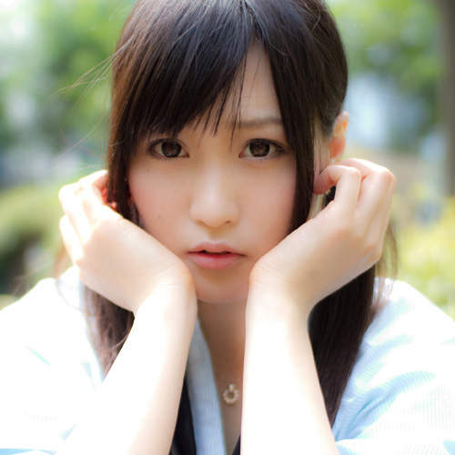 《電車女》網路經典截圖的可愛女高中生　現在竟然成為藝人