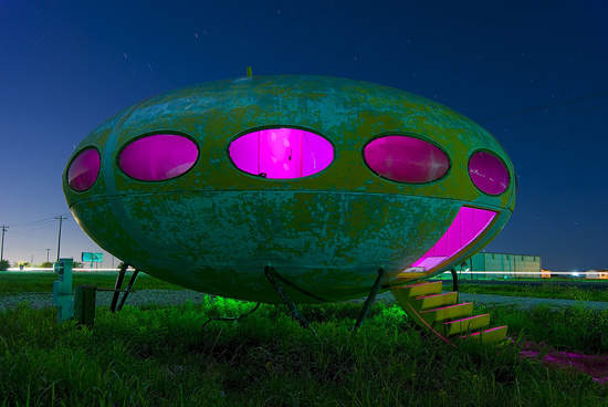 美國《公路旁的廢墟》根本就是都市傳說製造機