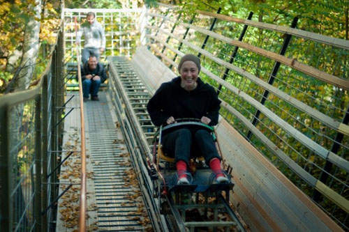 義大利老伯的《手工遊樂場》大概只差沒有雲霄飛車了吧XD