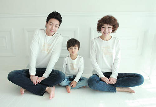 韓國《網拍親子裝TOP5》其實都在看小正太>///<