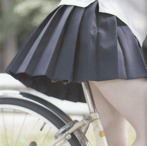 癡漢對策~日本高校《制服褲裙》登場 再也不怕胖次曝光   癡漢對策~日本高校《制服褲裙》登場 再也不怕胖次曝光