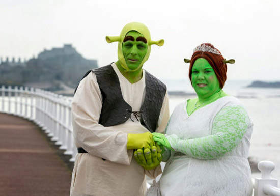 《史瑞克婚禮》希望綠大怪跟肥歐娜永遠幸福~ 《史瑞克婚禮》希望綠大怪跟肥歐娜永遠幸福~