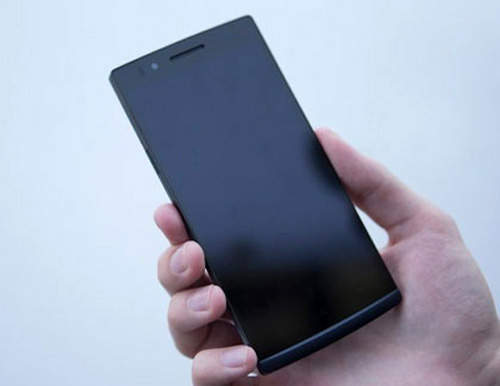 《OPPO Find 5黑色版》 超平價5吋大陸旗艦機換新裝登場 《OPPO Find 5黑色版》 超平價5吋大陸旗艦機換新裝登場