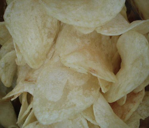 《洋芋片恐怖攻擊事件》陌生人送來的96包洋芋片......（仰望）