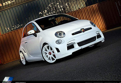 超暴力小可愛《Abarth 500》馬力怒上236匹 超暴力小可愛《Abarth 500》馬力怒上236匹