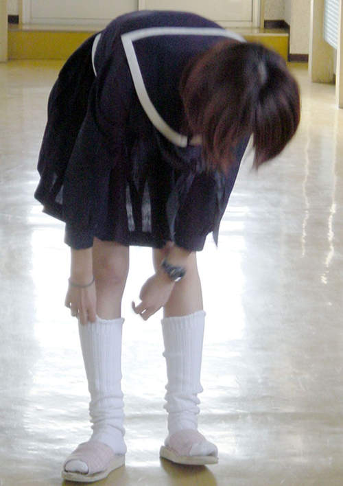 制服迷你裙排行 日本女子高中生裙子最短的地区