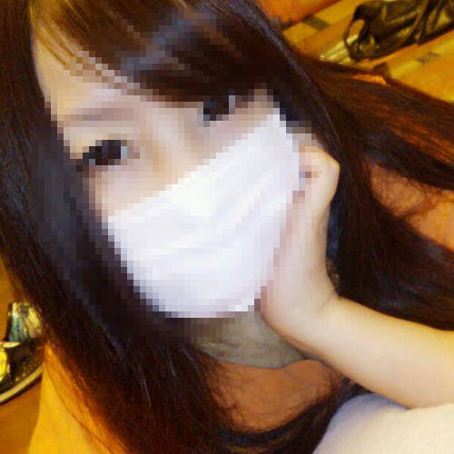 44歲老母的《奇蹟美妝》同學妳的教室往這邊（拉椅子）