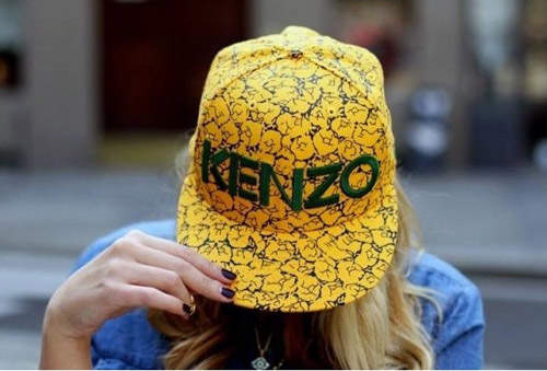 今夏必備《平沿帽》大家也來一頂吧（眨眼）