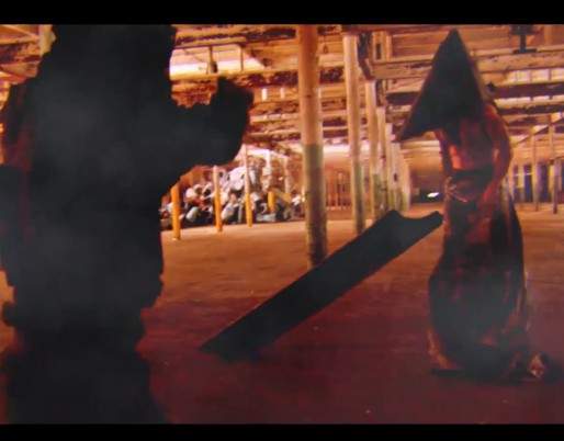 Hunk VS 三角頭！？番茄醬噴爽爽的粉絲自製影片