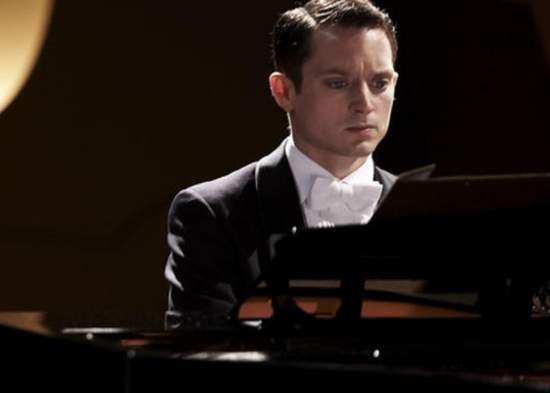 伊利亞伍德《關鍵琴聲》彈錯一個音就是死...