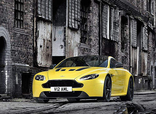 《Aston Martin V12 Vantage S》神秘超跑身懷強大戰力~ 《Aston Martin V12 Vantage S》神秘超跑身懷強大戰力~
