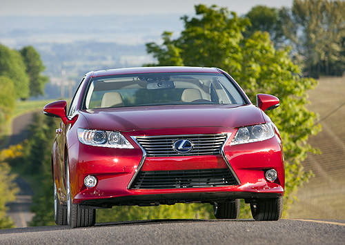 2014年式《Lexus ES》身價小漲是多了什麼呢? 2014年式《Lexus ES》身價小漲是多了什麼呢?