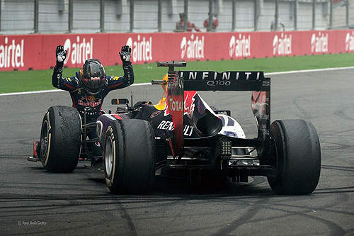 F1阿布達比站就在本週末~都封王了還要看什麼呢? F1阿布達比站就在本週末~都封王了還要看什麼呢?